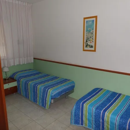 Fuer 6 Personen Ca 48 Qm In Bibione, Adriakueste Italien Und Umgebung アパート