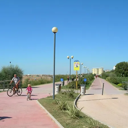 アパート Fuer 6 Personen Ca 48 Qm In Bibione, Adriakueste Italien Und Umgebung