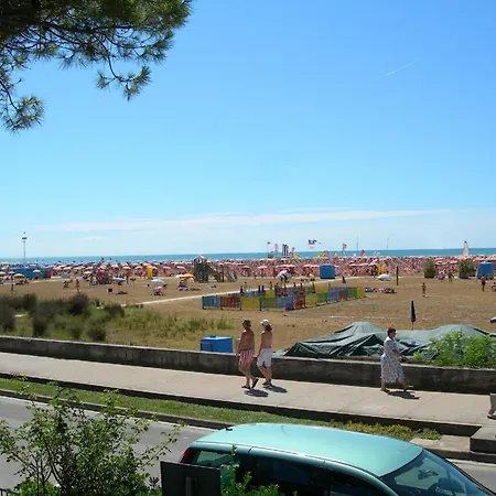 アパート Fuer 6 Personen Ca 48 Qm In Bibione, Adriakueste Italien Und Umgebung *